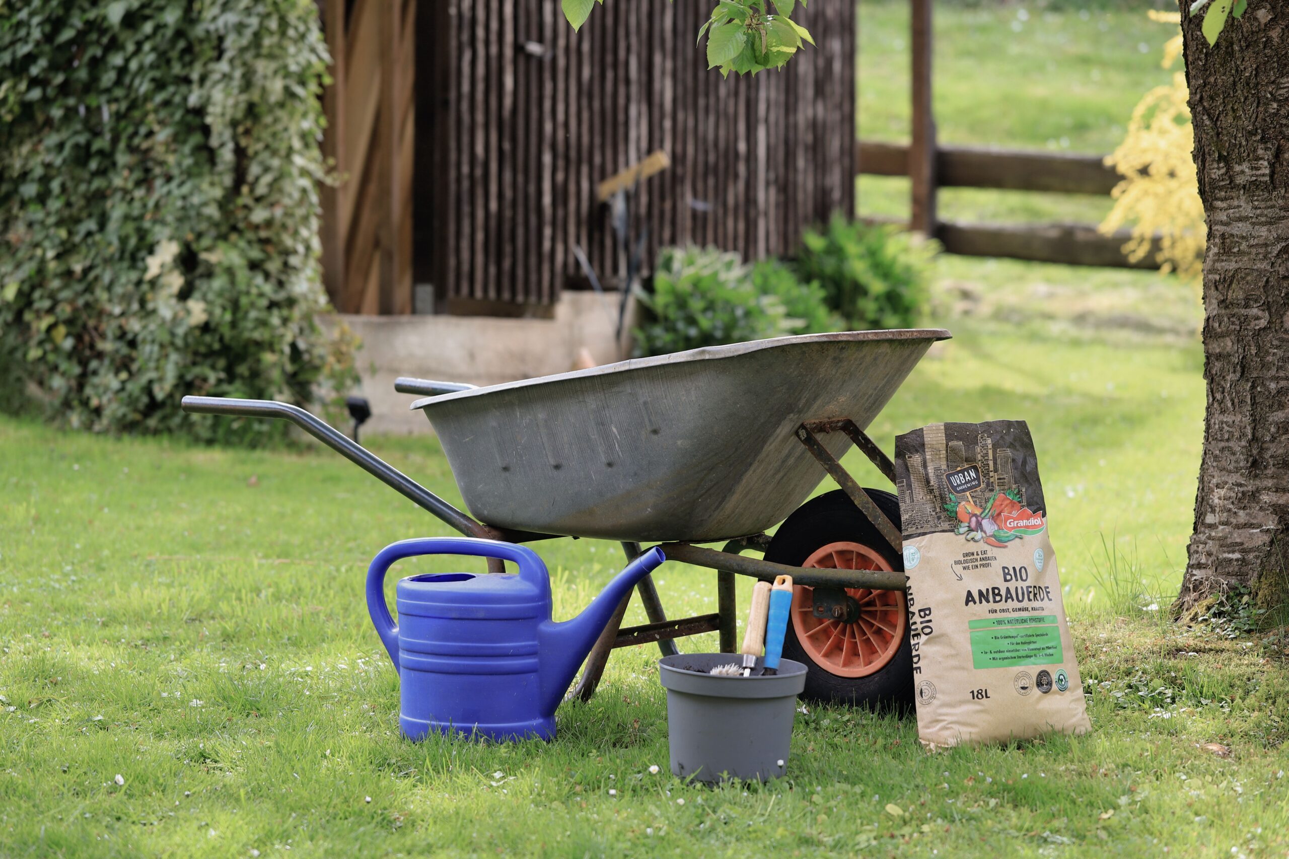 Hochwertige Materialien für Gartenarbeiten